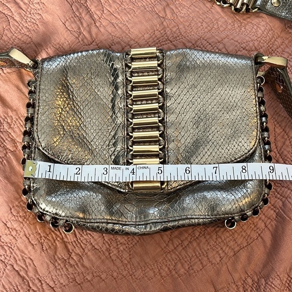 Ted Baker Limited Ed Metallic Cross Body Bag EUC - Picture 15 of 16